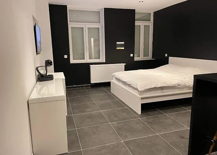 Of 2 * Tournai